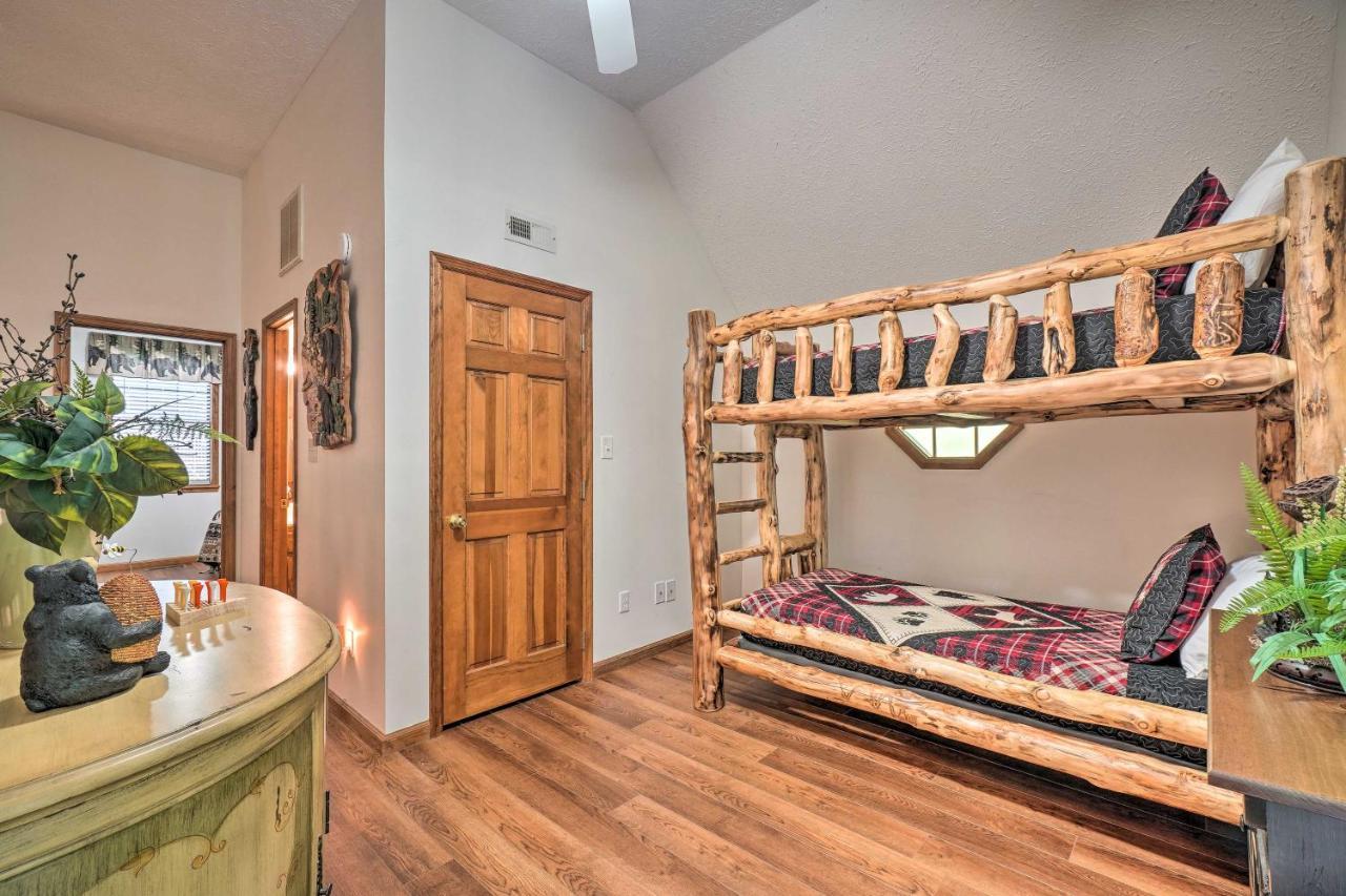Picturesque Pigeon Forge Cabin With Mountain Views Экстерьер фото