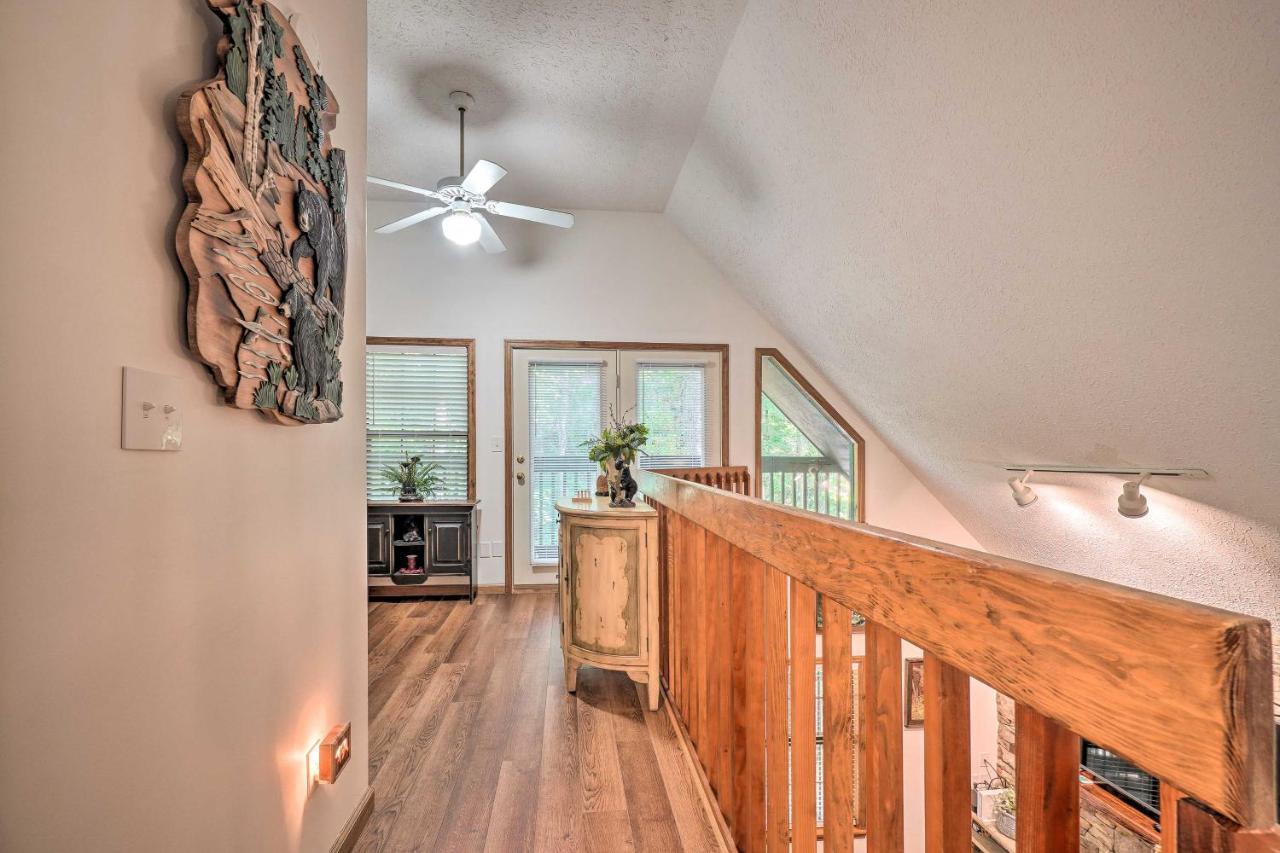 Picturesque Pigeon Forge Cabin With Mountain Views Экстерьер фото