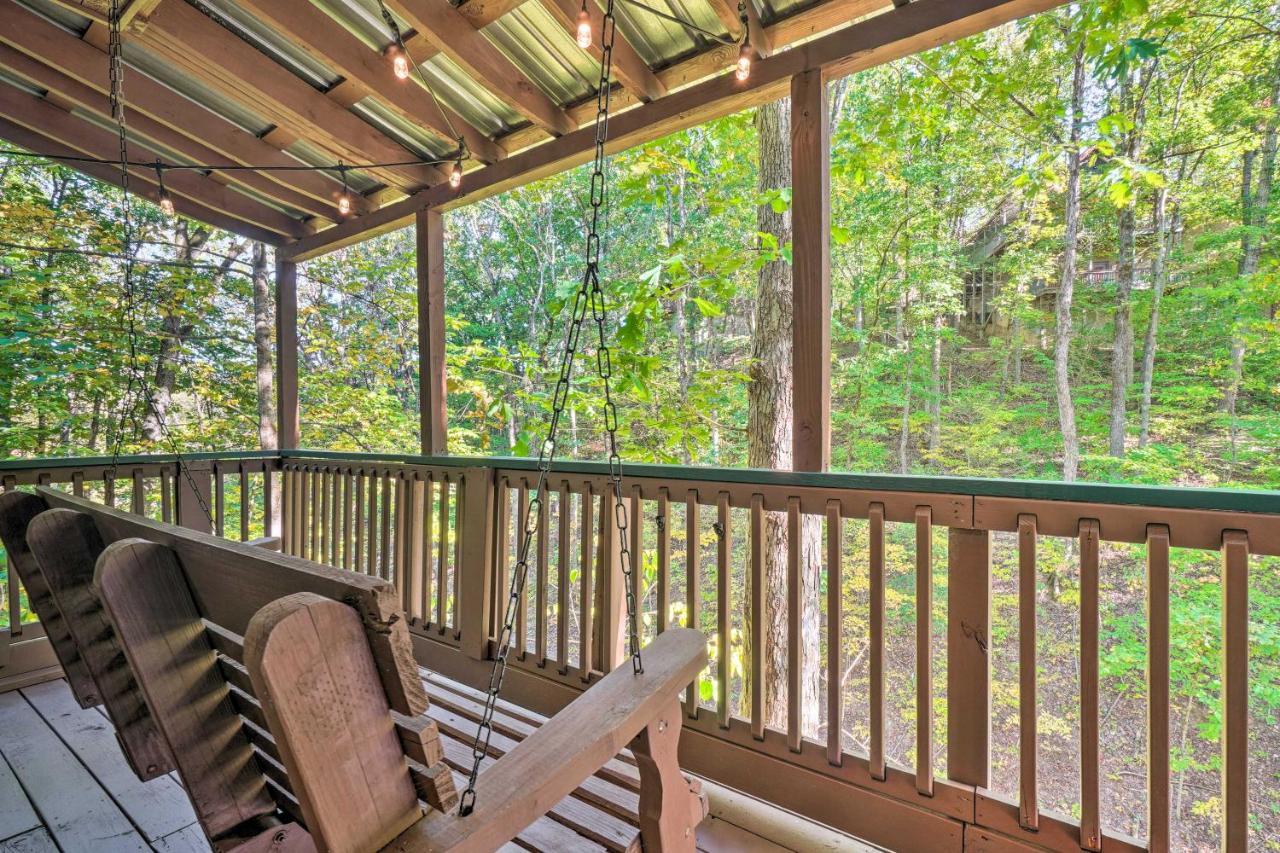 Picturesque Pigeon Forge Cabin With Mountain Views Экстерьер фото